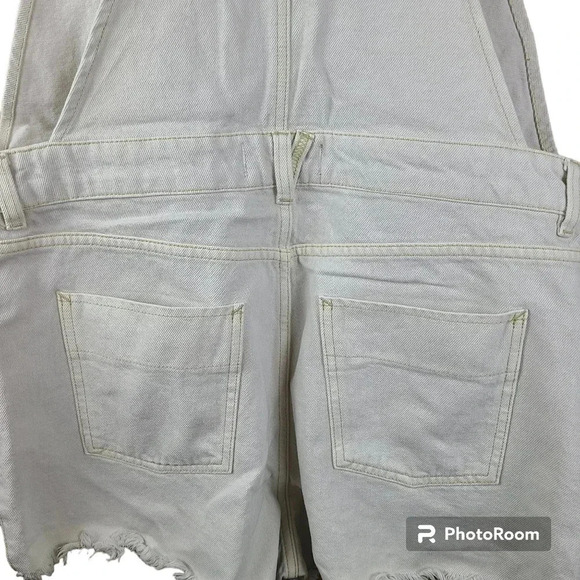 Free People cream colored sun-kissed denim short overalls with fringe leg size10 - Picture 8 of 14